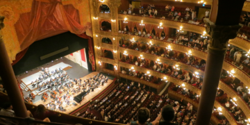 Teatralne ciekawostki. Za kulisami wielkich spektakli - Kultura Sztuka współczesna. Dzieła, które zmieniły wszystko